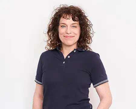 Portrait von Maika Neumann, Physiotherapeutin - Team der orthopädischen Praxis in Düsseldorf
